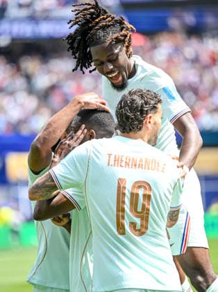 Ousmane Dembele (France) celebrates after scoring his team s first goal with teammates during the FIFA World Cup, WM, Weltmeisterschaft, Fussball 2026 Group I match between Norway and France at Boston Stadium on June 26, 2026 in Boston, United States. (Photo by Harry Langer DeFodi Images) - *** Ousmane Dembele of France celebrates after scoring his team s first goal with his teammates during the 2026 FIFA World Cup Group I match between Norway and France at Boston Stadium on June 26, 2026, in Boston, United States. Photo by Harry Langer, DeFodi Images