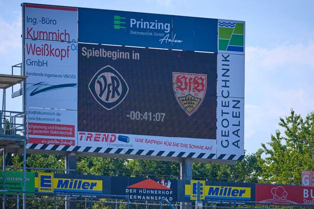 Spieltafel vor Beginn des Legendenspiels GER, VfR Aalen vs. VfB Stuttgart, Fussball, Legendenspiel, 26.06.2026 GER, VfR Aalen vs. VfB Stuttgart, Fussball, Legendenspiel, 26.06.2026 Aalen *** Scoreboard before the start of the Legends Game GER, VfR Aalen vs. VfB Stuttgart, Soccer, Legends Game, June 26, 2026 GER, VfR Aalen vs. VfB Stuttgart, Soccer, Legends Game, June 26, 2026 Aalen Copyright: xEibner-Pressefoto GeraldxOelze-dexStoppanyx EP_ODS