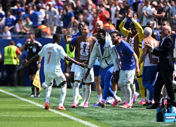 (260627) -- BOSTON, June 27, 2026 -- Ousmane Dembele (1st L) of France celebrates a goal with teammates during the group I match between Norway and France at the 2026 FIFA World Cup, WM, Weltmeisterschaft, Fussball at Boston Stadium in Boston, the United States, June 26, 2026. ) (SP)U.S.-BOSTON-FOOTBALL-FIFA WORLD CUP-GROUP I-NOR VS FRA ChenxYichen 