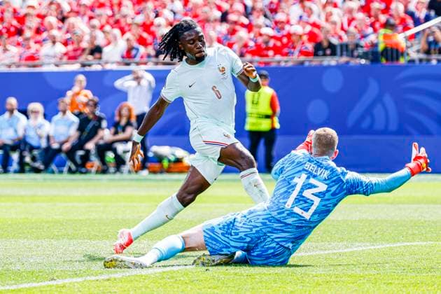 Manu Kone of France battles for possession with Goalkeeper Egil Selvik of Norway , Group I - FIFA World Cup, WM, Weltmeisterschaft, Fussball 2026, Norway v France, Boston Stadium, June 26, 2026, Boston, United States.