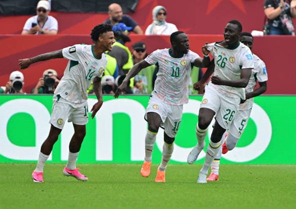 RECORD DATE NOT STATED FIFA World Cup, WM, Weltmeisterschaft, Fussball 2026 - Group I - Senegal vs Iraq Pape Gueye of Senegal (R) celebrates with teammates after scoring the 3-0 goal during the FIFA World Cup 2026 group stage match Senegal against Iraq, in Toronto, Canada, 26 June 2026. TORONTO United States  Copyright: xEDUARDOxLIMAx