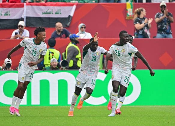 RECORD DATE NOT STATED FIFA World Cup, WM, Weltmeisterschaft, Fussball 2026 - Group I - Senegal vs Iraq Pape Gueye of Senegal (R) celebrates with teammates after scoring the 3-0 goal during the FIFA World Cup 2026 group stage match Senegal against Iraq, in Toronto, Canada, 26 June 2026. TORONTO United States  Copyright: xEDUARDOxLIMAx
