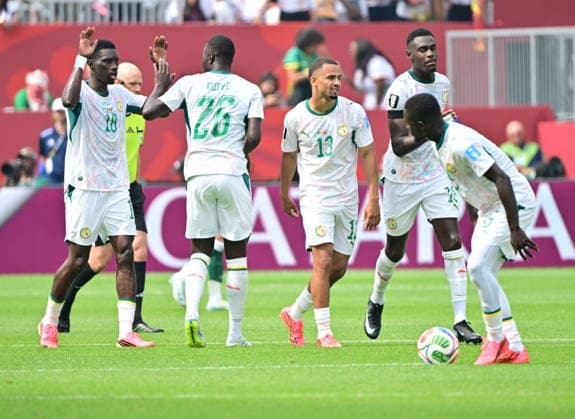 RECORD DATE NOT STATED FIFA World Cup, WM, Weltmeisterschaft, Fussball 2026 - Group I - Senegal vs Iraq Pape Gueye of Senegal (2L) celebrates with teammates after scoring the 4-0 goal during the FIFA World Cup 2026 group stage match Senegal against Iraq, in Toronto, Canada, 26 June 2026. TORONTO United States  Copyright: xEDUARDOxLIMAx