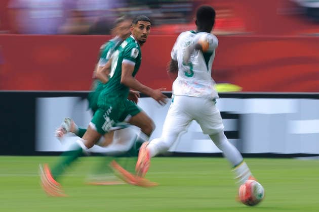 Edouard Mendy (R) of Senegal vies for the ball with Amir Alammari of Iraq in a Group I match of the 2026 FIFA World Cup, WM, Weltmeisterschaft, Fussball between Senegal and Iraq at BMO Field stadium in Toronto, Canada, 26 June 2026. FIFA World Cup 2026 - Group I - Senegal vs Iraq !ACHTUNG: NUR REDAKTIONELLE NUTZUNG!  Copyright: xBienvenidoxVelascox AMDEP7443 20260626-55020723617_1
