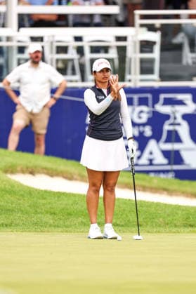 Gurleen Kaur of the United States lines up a putt on the 18th green during the second round of the 2026 KPMG Women s PGA, Golf Herren Championship at Hazeltine National Golf Club on June 26, 2026 in Chaska, Minnesota. CSM. Chaska USA - ZUMAc04_ 20260626_zma_c04_130 Copyright: xStevenxGarciax