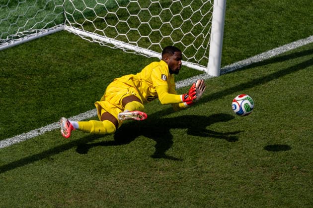 June 26, 2026, Boston, Ma, USA: France goalkeeper Mike Maignan (16) saves a penalty kick during FIFA World Cup, WM, Weltmeisterschaft, Fussball Group I match between France and Norway at Boston Stadium World Cup 2026: Group I France Norway  - ZUMAc268 20260626_zsp_c268_026 Copyright: xJamesxPatrickxCooperx