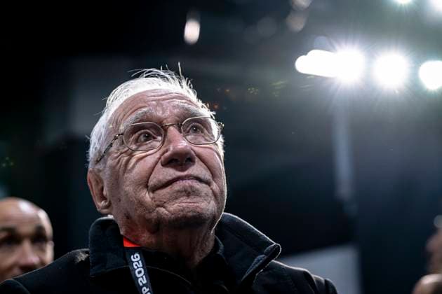 DALLAS - Argentine sports journalist Enrique Macaya Mï¿½rquez is at his eighteenth World Cup at the age of 91 during the 2026 World Cup, Argentina MD-1 press conference, PK, Pressekonferenz at AT&T Stadium on June 26, 2026 in Dallas, United States. (Photo by Stefan Koops EYE4IMAGES DeFodi Images) - *** DALLAS Argentine sports journalist Enrique Macaya Márquez is attending his 18th World Cup at the age of 91 during the 2026 World Cup, at the Argentina Match Day 1 press conference at AT&T Stadium on June 26, 2026 in Dallas, United States. Photo by Stefan Koops, EYE4IMAGES, DeFodi Images