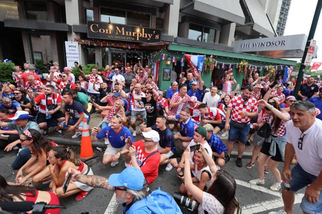 Philadelphia Croatian Flag Thousands of Croatian fans prepare to carry a large Croatian flag during a Croatian parade before the FIFA World Cup, WM, Weltmeisterschaft, Fussball 2026 Group L match between Gana and Croatia on June 26, 2026 in Philadelphia, Pennsylvania, United States.  SanjinxStrukic PIXSELL