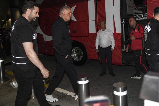 Turkish national football team returns home after FIFA World Cup, WM, Weltmeisterschaft, Fussball 2026 exit ISTANBUL, TURKIYE - JUNE 26: The Turkish national football team returns to Turkiye after being eliminated in the group stage of the 2026 FIFA World Cup, co-hosted by the United States, Mexico and Canada, arriving in Istanbul, Turkiye, on June 26, 2026. Agit Erdi Ulukaya Anadolu Istanbul Turkey. Editorial use only. Please get in touch for any other usage.  Copyright: x2026xAnadoluxAgitxErdixUlukayax