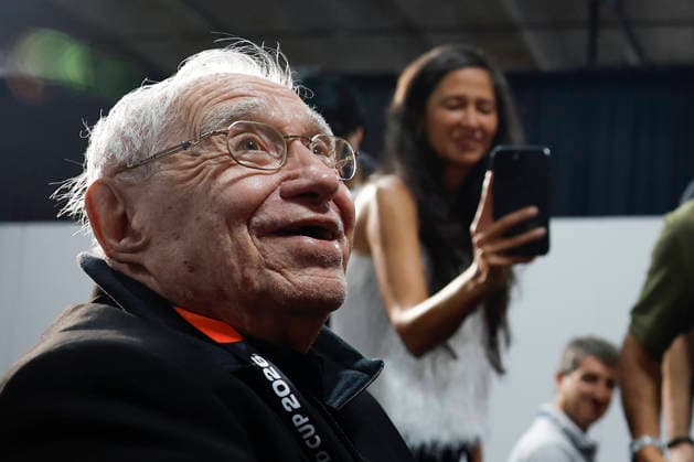 Enrique Macaya, a 91-year-old Argentine journalist, attend a press conference, PK, Pressekonferenz in Dallas, United States, 26 June 2026. Press conference with the Argentine national team, Nationalteam in the United States !ACHTUNG: NUR REDAKTIONELLE NUTZUNG!  Copyright: xMariscalx GR6006 20260626-55020724000_1