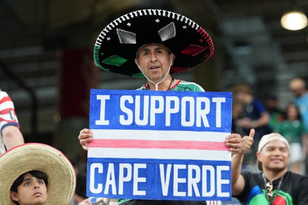 Capo Verde v Saudi Arabia - FIFA World Cup, WM, Weltmeisterschaft, Fussball 2026 - Group H HOUSTON, USA - JUNE 26: Fans gather prior the FIFA World Cup 2026 Group H match between Capo Verde and Saudi Arabia at Houston Stadium on June 26, 2026 in Houston, Texas. Hakan Akgun Anadolu Texas United States. Editorial use only. Please get in touch for any other usage.  Copyright: x2026xAnadoluxHakanxAkgunx