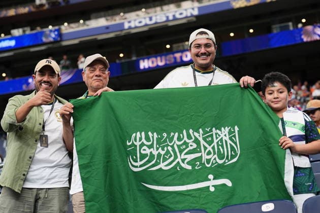 Capo Verde v Saudi Arabia - FIFA World Cup, WM, Weltmeisterschaft, Fussball 2026 - Group H HOUSTON, USA - JUNE 26: Fans gather prior the FIFA World Cup 2026 Group H match between Capo Verde and Saudi Arabia at Houston Stadium on June 26, 2026 in Houston, Texas. Hakan Akgun Anadolu Texas United States. Editorial use only. Please get in touch for any other usage.  Copyright: x2026xAnadoluxHakanxAkgunx
