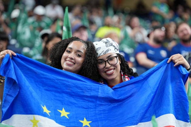 Capo Verde v Saudi Arabia - FIFA World Cup, WM, Weltmeisterschaft, Fussball 2026 - Group H HOUSTON, USA - JUNE 26: Fans gather prior the FIFA World Cup 2026 Group H match between Capo Verde and Saudi Arabia at Houston Stadium on June 26, 2026 in Houston, Texas. Hakan Akgun Anadolu Texas United States. Editorial use only. Please get in touch for any other usage.  Copyright: x2026xAnadoluxHakanxAkgunx