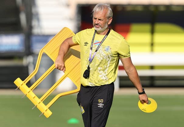 FIFA World Cup, WM, Weltmeisterschaft, Fussball 2026 - DR Congo training session DR Congo national soccer team head coach Sebastien Desabre attends a training session in Kennesaw, Georgia, USA, 26 June 2026. DR Congo faces Uzbekistan on 27 June in a FIFA World Cup 2026 Group K match. KENNESAW United States  Copyright: xRONALDxWITTEKx