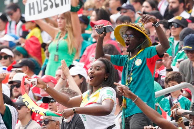 June 26, 2026, Toronto, On, CANADA: Senegal fans celebrate during the second half of a World Cup Group I soccer match against Iraq, in Toronto on Friday, June 26, 2026. Canada News - June 26, 2026  - ZUMAc35_ 20260626_zaf_c35_222 Copyright: xFrankxGunnx
