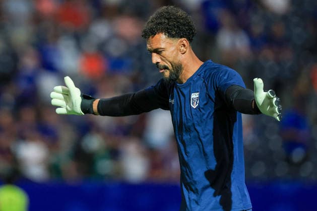 A Cape Verdean grandmother reacts before a Group H match at the 2026 FIFA World Cup, WM, Weltmeisterschaft, Fussball between Cape Verde and Saudi Arabia at NRG Stadium in Houston, United States, 26 June 2026. FIFA World Cup 2026 - Group H - Cape Verde vs Saudi Arabia !ACHTUNG: NUR REDAKTIONELLE NUTZUNG!  Copyright: xCarlosxRamírezx GR6048 20260626-55020724143_1