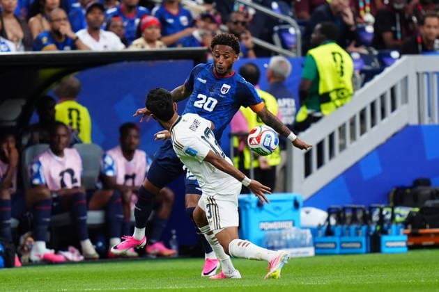 Cape Verde v Saudi Arabia - FIFA World Cup, WM, Weltmeisterschaft, Fussball 2026 - Group H HOUSTON, USA - JUNE 26: Ryan Mendes (20) of Cape Verde in action during the FIFA World Cup 2026 Group H match between Cape Verde and Saudi Arabia at Houston Stadium on June 26, 2026 in Houston, Texas. Hakan Akgun Anadolu Texas United States. Editorial use only. Please get in touch for any other usage.  Copyright: x2026xAnadoluxHakanxAkgunx