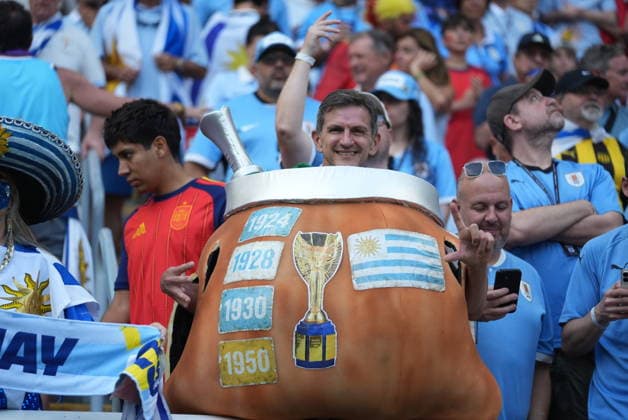 Uruguay v Spain - FIFA World Cup, WM, Weltmeisterschaft, Fussball 2026 - Group H ZAPOPAN, MEXICO - JUNE 26: Fans cheer during the 2026 FIFA World Cup First Stage Group H match between Uruguay and Spain at Estadio Akron (Guadalajara Stadium) in Zapopan, Guadalajara, Mexico on June 26, 2026. Juancho Torres Anadolu Jalisco Mexico. Editorial use only. Please get in touch for any other usage.  Copyright: x2026xAnadoluxJuanchoxTorresx