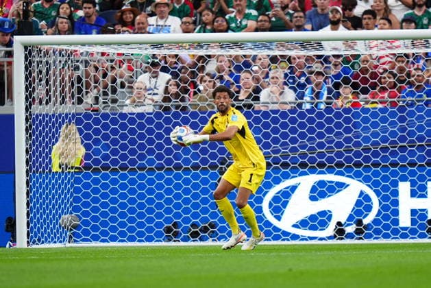 Cape Verde v Saudi Arabia - FIFA World Cup, WM, Weltmeisterschaft, Fussball 2026 - Group H HOUSTON, USA - JUNE 26: Vozinha Dias (1) of Cape Verde in action during the FIFA World Cup 2026 Group H match between Cape Verde and Saudi Arabia at Houston Stadium on June 26, 2026 in Houston, Texas. Hakan Akgun Anadolu Texas United States. Editorial use only. Please get in touch for any other usage.  Copyright: x2026xAnadoluxHakanxAkgunx