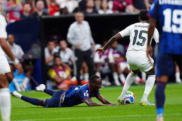Cape Verde v Saudi Arabia - FIFA World Cup, WM, Weltmeisterschaft, Fussball 2026 - Group H HOUSTON, USA - JUNE 26: Willy Semedo (ground) of Cape Verde falls down during the FIFA World Cup 2026 Group H match between Cape Verde and Saudi Arabia at Houston Stadium on June 26, 2026 in Houston, Texas. Hakan Akgun Anadolu Texas United States. Editorial use only. Please get in touch for any other usage.  Copyright: x2026xAnadoluxHakanxAkgunx