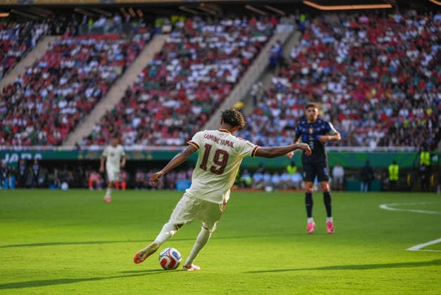 Uruguay v Spain - FIFA World Cup, WM, Weltmeisterschaft, Fussball 2026 - Group H ZAPOPAN, MEXICO - JUNE 26: Lamine Yamal of Spain in action during the 2026 FIFA World Cup First Stage Group H match between Uruguay and Spain at Estadio Akron (Guadalajara Stadium) in Zapopan, Guadalajara, Mexico on June 26, 2026. Juancho Torres Anadolu Jalisco Mexico. Editorial use only. Please get in touch for any other usage.  Copyright: x2026xAnadoluxJuanchoxTorresx