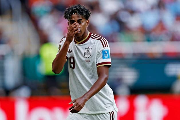 June 26, 2026, Guadalajara, Jalisco, Mexico: Lamine Yamal of Spain looks on during the match between Uruguay and Spain for the 3st round of the group H of the FIFA World Cup, WM, Weltmeisterschaft, Fussball 2026, at Guadalajara Stadium, in Guadalajara, Mexico on June 26, 2026. Photo: DiaEsportivo FIFA World Cup 2026, Uruguay Vs Spain, Guadalajara, Mexico  - ZUMAh208 20260626_zsp_h208_004 Copyright: xHeulerxAndreyx