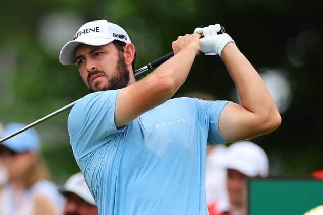 CROMWELL, CT - JUNE 26: Patrick Cantlay of the United States tees off at the first tee during the second round of the PGA, Golf Herren Travelers Championship at TPC River Highlands on June 26, 2026 in Cromwell, Connecticut. (Photo by Rich Graessle Icon Sportswire) GOLF: JUN 26 PGA Travelers Championship EDITORIAL USE ONLY Icon260626278052