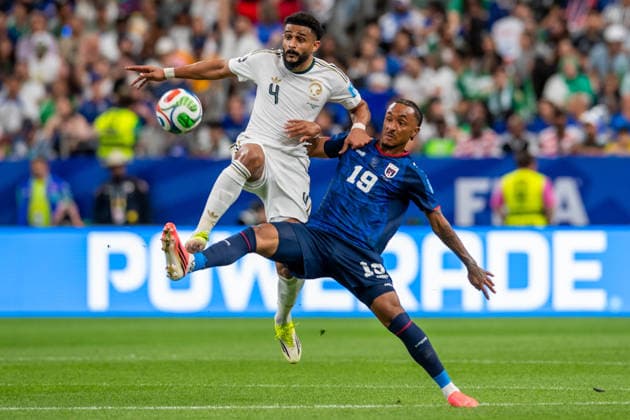 June 26, 2026: Saudi Arabia defender Abdulelah al-Amri (4) and Cape Verde forward Dailon Rocha Livramento (19) battle for the ball during a FIFA World Cup, WM, Weltmeisterschaft, Fussball Group H match between Saudi Arabia and Cape Verde in Houston, TX. .. CSM USA - ZUMAc04_ 20260626_faf_c04_005 Copyright: xTraskxSmithx