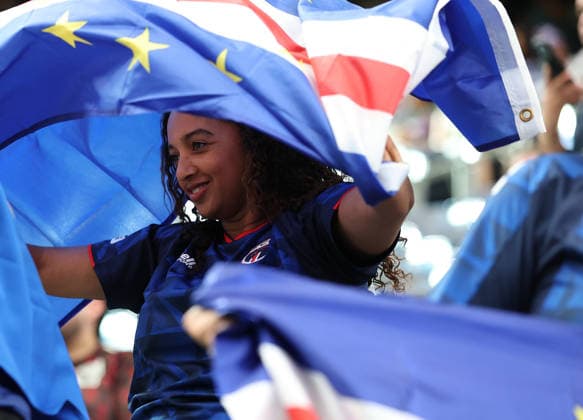 (260627) -- HOUSTON, June 27, 2026 -- A fan of Cabo Verde is seen before the group H match between Cabo Verde and Saudi Arabia at the 2026 FIFA World Cup, WM, Weltmeisterschaft, Fussball at Houston Stadium in Houston, the United States, June 26, 2026. ) (SP)U.S.-HOUSTON-FOOTBALL-FIFA WORLD CUP-GROUP H-CPV VS KSA LixMing 