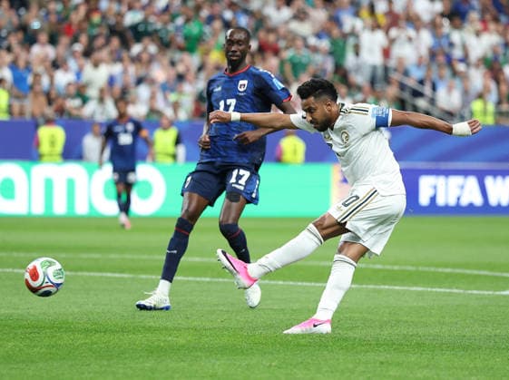 (260627) -- HOUSTON, June 27, 2026 -- Salem Aldawsari (R) of Saudi Arabia competes during the group H match between Cabo Verde and Saudi Arabia at the 2026 FIFA World Cup, WM, Weltmeisterschaft, Fussball at Houston Stadium in Houston, the United States, June 26, 2026. ) (SP)U.S.-HOUSTON-FOOTBALL-FIFA WORLD CUP-GROUP H-CPV VS KSA LixMing 