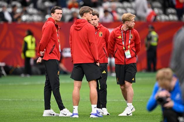 New Zealand vs Belgium - FIFA World Cup, WM, Weltmeisterschaft, Fussball 2026 VANCOUVER, CANADA - JUNE 26 : Vanaken Hans midfielder of Belgium, De Bruyne Kevin forward of Belgium, De Ketelaere Charles midfielder of Belgium during the FIFA World Cup 2026 Group G match between New Zealand and Belgium at the BC Place Stadium on June 26, 2026 in Vancouver, Canada, 26 06 2026 Vancouver Canada  Copyright: xNicoxVereeckenx