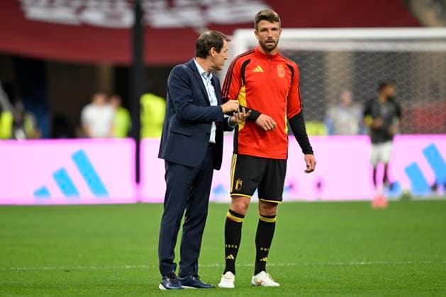 New Zealand vs Belgium - FIFA World Cup, WM, Weltmeisterschaft, Fussball 2026 VANCOUVER, CANADA - JUNE 26 : Mechele Brandon defender of Belgium, Garcia Rudi head coach of Belgium before the start of the game during the FIFA World Cup 2026 Group G match between New Zealand and Belgium at the BC Place Stadium on June 26, 2026 in Vancouver, Canada, 26 06 2026 Vancouver Canada  Copyright: xNicoxVereeckenx