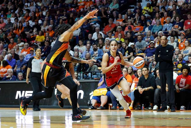 UNCASVILLE, CT - JUNE 26: Sonia Citron 22 of the Washington Mystics drives to the baske tagainst Brittney Griner 42 of the Connecticut Sun during the WNBA, Basketball Damen, USA game between Washington Mystics and Connecticut Sun on June 26, 2026, at Mohegan Sun Arena in Uncasville, CT. (Photo by M. Anthony Nesmith Icon Sportswire) WNBA: JUN 26 Washington Mystics at Connecticut Sun EDITORIAL USE ONLY Icon26062623