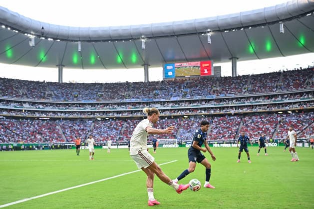 Marcos Llorente of Spain passes the ball during a FIFA Men’s World Cup 2026 Group Stage football match between Uruguay and Spain at Guadalajara Stadium, in Guadalajara on June 26th 2026 (Photo by Nayra Halm SPP)  Copyright: xNayraxHalm SPPx Sportspressphoto_SPR178004