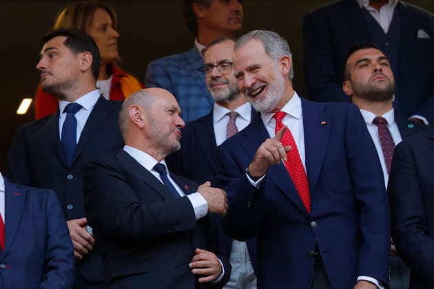 FIFA World Cup, WM, Weltmeisterschaft, Fussball 2026 - Group H - Uruguay vs Spain King Felipe VI (R) of Spain attends the FIFA World Cup 2026 group stage match Uruguay against Spain in Guadalajara, Mexico, 26 June 2026. GUADALAJARA Mexico  Copyright: xFRANCISCOxGUASCOx