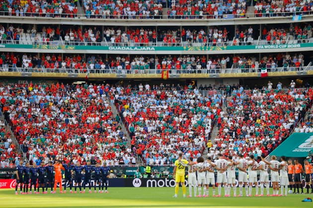 FIFA World Cup, WM, Weltmeisterschaft, Fussball 2026 - Group H - Uruguay vs Spain Players from Uruguay and Spain observe a minute of silence for the victims of the earthquake in Venezuela during the FIFA World Cup 2026 group stage match Uruguay against Spain in Guadalajara, Mexico, 26 June 2026. GUADALAJARA Mexico  Copyright: xFRANCISCOxGUASCOx