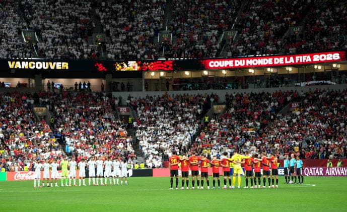FIFA World Cup, WM, Weltmeisterschaft, Fussball 2026 - Group G - New Zealand vs Belgium The teams observe a minute of silence for the earthquake victims in Venezuela before the FIFA World Cup 2026 group stage match New Zealand against Belgium, in Vancouver, Canada, 26 June 2026. VANCOUVER Canada  Copyright: xBOBxFRIDx
