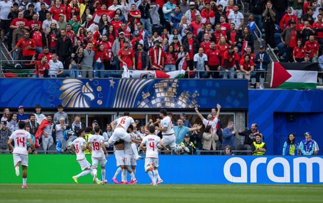 Egypt v Iran - FIFA World Cup, WM, Weltmeisterschaft, Fussball 2026 - Group G SEATTLE, USA - JUNE 26: Ramin Rezaeian (23) of Iran celebrates with teammates after scoring a goal during the 2026 FIFA World Cup First Stage Group G match between Egypt and IR Iran at Lumen Field (Seattle Stadium) in Seattle, Washington, United States on June 26, 2026. Samah Zidan Anadolu Washington United States. Editorial use only. Please get in touch for any other usage.  Copyright: x2026xAnadoluxSamahxZidanx