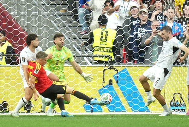 FIFA World Cup, WM, Weltmeisterschaft, Fussball 2026 - Group G - New Zealand vs Belgium Leandro Trossard of Belgium scoring the opening goal during the FIFA World Cup 2026 group stage match New Zealand against Belgium, in Vancouver, Canada, 26 June 2026. VANCOUVER Canada  Copyright: xBOBxFRIDx