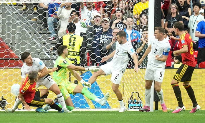 FIFA World Cup, WM, Weltmeisterschaft, Fussball 2026 - Group G - New Zealand vs Belgium Leandro Trossard (L) of Belgium scoring the opening goal during the FIFA World Cup 2026 group stage match New Zealand against Belgium, in Vancouver, Canada, 26 June 2026. VANCOUVER Canada  Copyright: xBOBxFRIDx