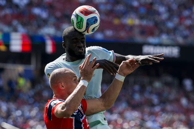 Norway v France - FIFA World Cup, WM, Weltmeisterschaft, Fussball 2026 Leo Ostigard of Norway competes for a header with Dayot Upamecano of France during the FIFA World Cup 2026 Group I football match between Norway and France. France won 4-1 over Norway. Foxborough United States Copyright: xNicolòxCampox