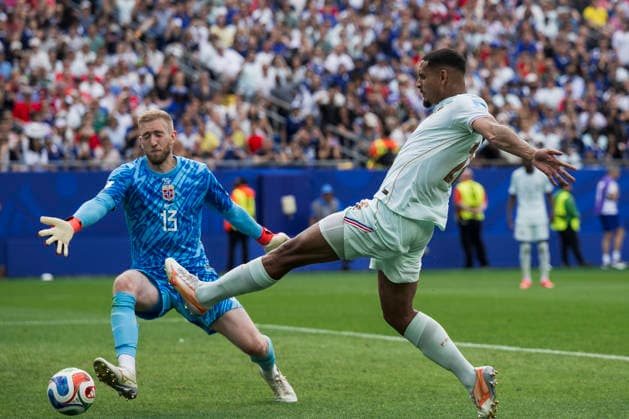 Norway v France - FIFA World Cup, WM, Weltmeisterschaft, Fussball 2026 Maxence Lacroix of France competes for the ball with Egil Selvik of Norway during the FIFA World Cup 2026 Group I football match between Norway and France. France won 4-1 over Norway. Foxborough United States Copyright: xNicolòxCampox