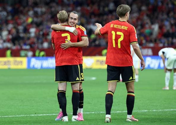 Belgium s Kevin De Bruyne, Belgium s Arthur Theate and Belgium s Charles De Ketelaere celebrate after scoring during a soccer game between Belgian national team, Nationalteam Red Devils and New Zealand, on Friday 26 June 2026, at the BC Place Vancouver stadium in Vancouver, Canada, the third game in the group stage of the FIFA World Cup, WM, Weltmeisterschaft, Fussball 2026. The Diables Rouges - Rode Duivels were drawn into Group G. BRUNOxFAHY  x179497283x