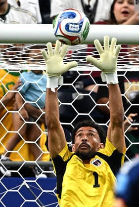 (260627) -- HOUSTON, June 27, 2026 -- Vozinha, goalkeeper of Cabo Verde, saves the ball during the group H match between Cabo Verde and Saudi Arabia at the 2026 FIFA World Cup, WM, Weltmeisterschaft, Fussball at Houston Stadium in Houston, the United States, June 26, 2026. ) (SP)U.S.-HOUSTON-FOOTBALL-FIFA WORLD CUP-GROUP H-CPV VS KSA XiaoxYijiu 