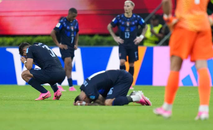 (260627) -- GUADALAJARA, June 27, 2026 -- Players of Uruguay react after the group H match between Uruguay and Spain at the 2026 FIFA World Cup, WM, Weltmeisterschaft, Fussball at Guadalajara Stadium in Guadalajara, Mexico, June 26, 2026. (Photo by Xinhua) (SP)MEXICO-GUADALAJARA-FOOTBALL-FIFA WORLD CUP-GROUP H-URU VS ESP MartinxZabala 