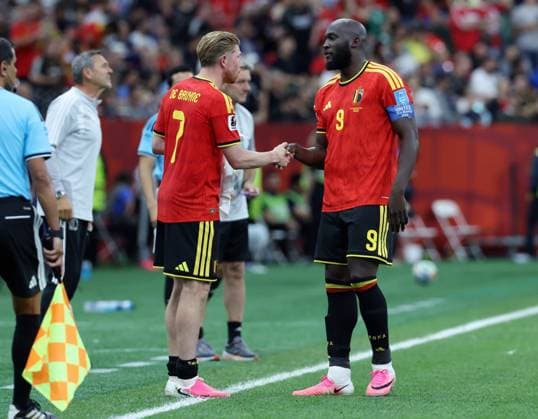 Belgium s Kevin De Bruyne and Belgium s Romelu Lukaku pictured during a soccer game between Belgian national team, Nationalteam Red Devils and New Zealand, on Friday 26 June 2026, at the BC Place Vancouver stadium in Vancouver, Canada, the third game in the group stage of the FIFA World Cup, WM, Weltmeisterschaft, Fussball 2026. The Diables Rouges - Rode Duivels were drawn into Group G. BRUNOxFAHY  x179497844x