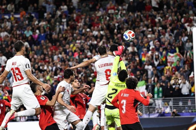 Egypt v Iran - FIFA World Cup, WM, Weltmeisterschaft, Fussball 2026 - Group G SEATTLE, USA - JUNE 26: Mostafa Oufa Shobeir (23) of Egypt in action againstMohammad Mohebi (8) of Iran during the 2026 FIFA World Cup First Stage Group G match between Egypt and IR Iran at Lumen Field (Seattle Stadium) in Seattle, Washington, United States on June 26, 2026. Samah Zidan Anadolu Washington United States. Editorial use only. Please get in touch for any other usage.  Copyright: x2026xAnadoluxSamahxZidanx