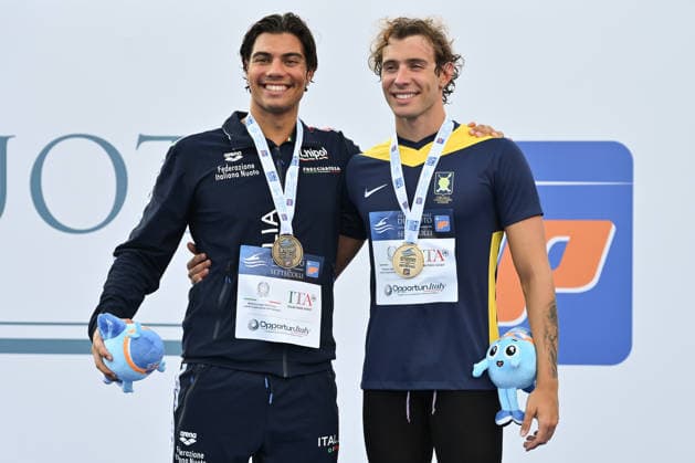 IPA86115130 - Luca De Tullio and Marco De Tullio during the medal ceremony for the men s 400-meter freestyle on the first day of the 62nd Settecolli International Swimming Trophy at the Foro Italico in Rome, June 26, 2026.  Copyright: xDomenicoxCippitelli IPAxSportx xx 86115130