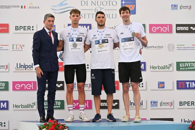 IPA86115082 - Ludovico Blu Art VIBERTI, Simone CERASUOLO and Ivan KOZHAKIN during the medal ceremony for the men’s 50-meter breaststroke on the first day of the 62nd Settecolli International Swimming Trophy at the Foro Italico in Rome on June 26, 2026.  Copyright: xDomenicoxCippitelli IPAxSportx xx 86115082