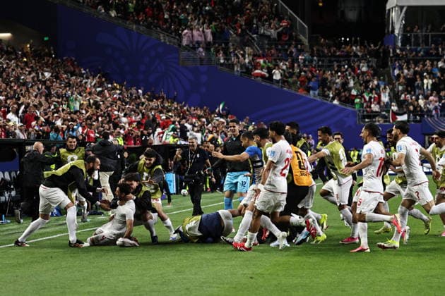 Egypt v Iran - FIFA World Cup, WM, Weltmeisterschaft, Fussball 2026 - Group G SEATTLE, USA - JUNE 26: Players of Egypt celebrate as they qualified for round 32 stage after the 2026 FIFA World Cup First Stage Group G match between Egypt and IR Iran at Lumen Field (Seattle Stadium) in Seattle, Washington, United States on June 26, 2026. Samah Zidan Anadolu Washington United States. Editorial use only. Please get in touch for any other usage.  Copyright: x2026xAnadoluxSamahxZidanx
